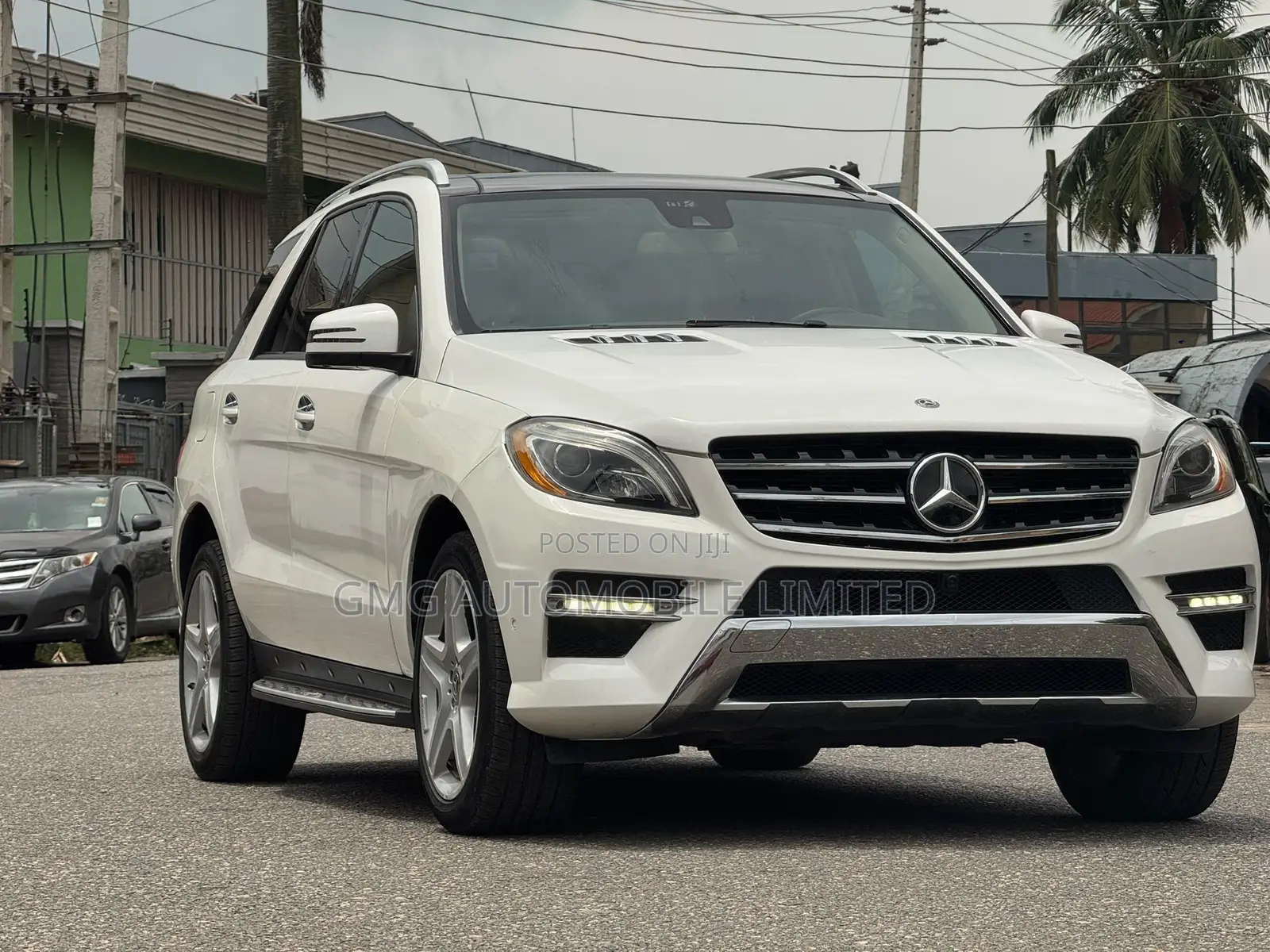 Mercedes-Benz M Class ML350 4dr SUV (3.5L 6cyl 7A) 2015 White