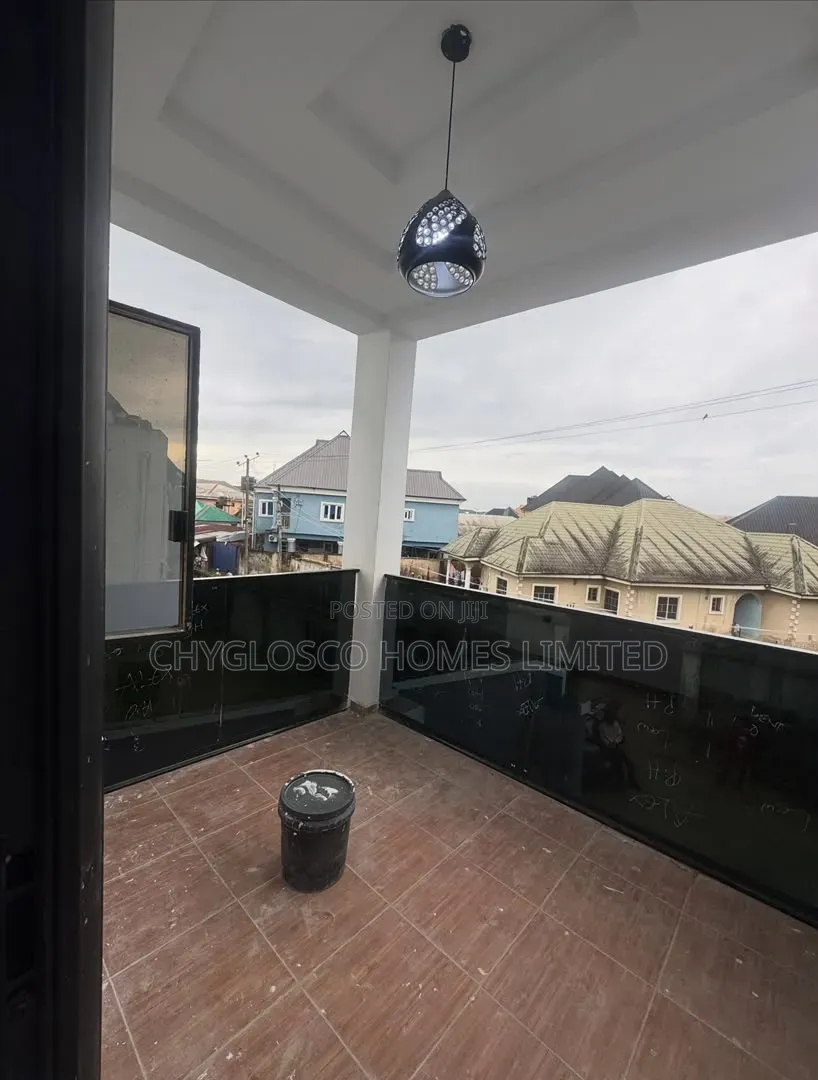 3bdrm Duplex in New Layout for sale