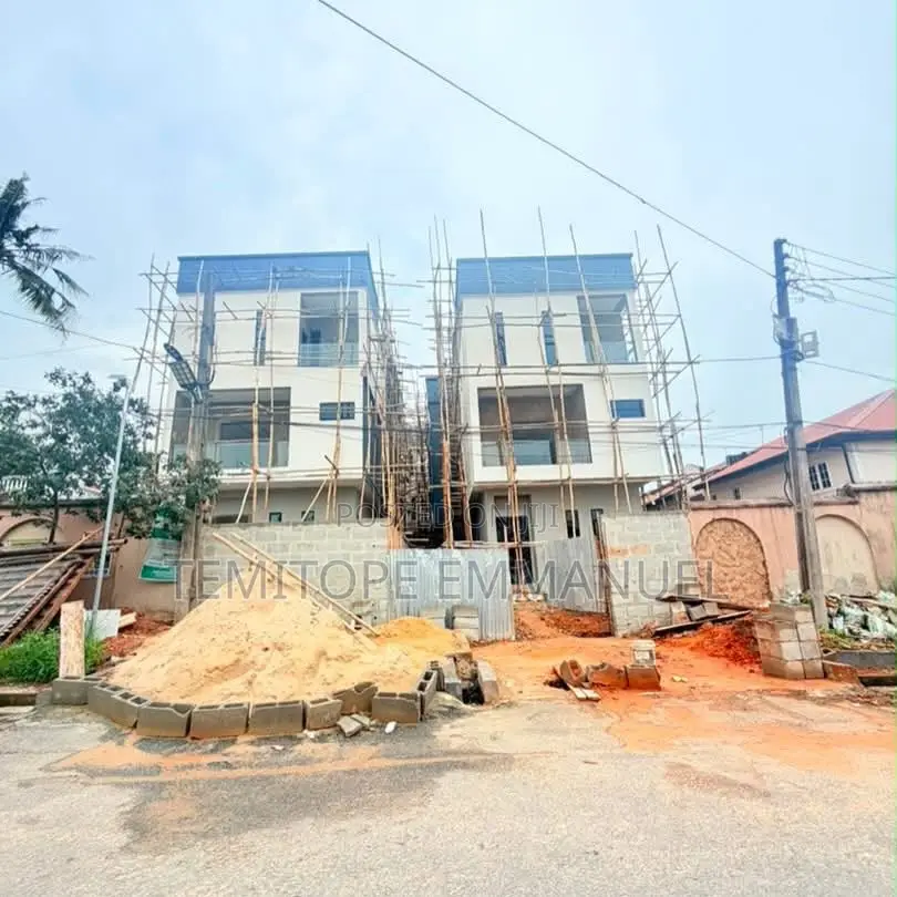 Furnished 5bdrm Duplex in GRA Phase 2 Shangisha for sale