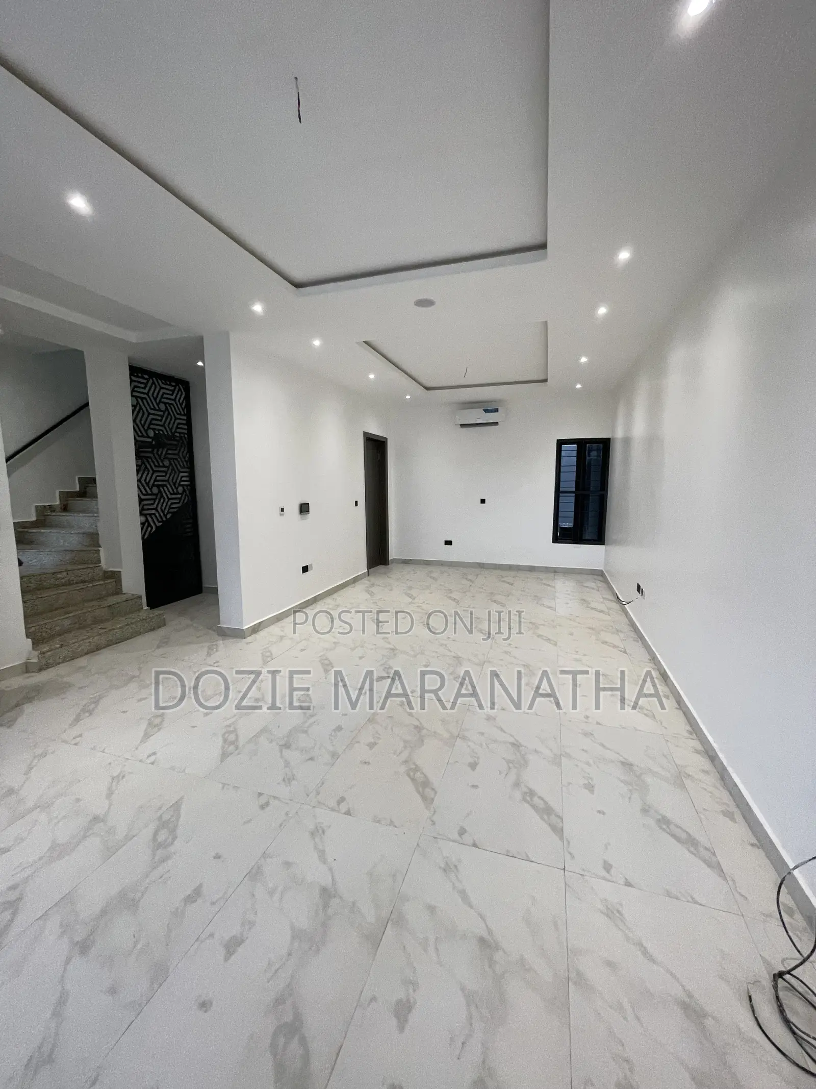 4bdrm Townhouse/Terrace in Guzape District for sale