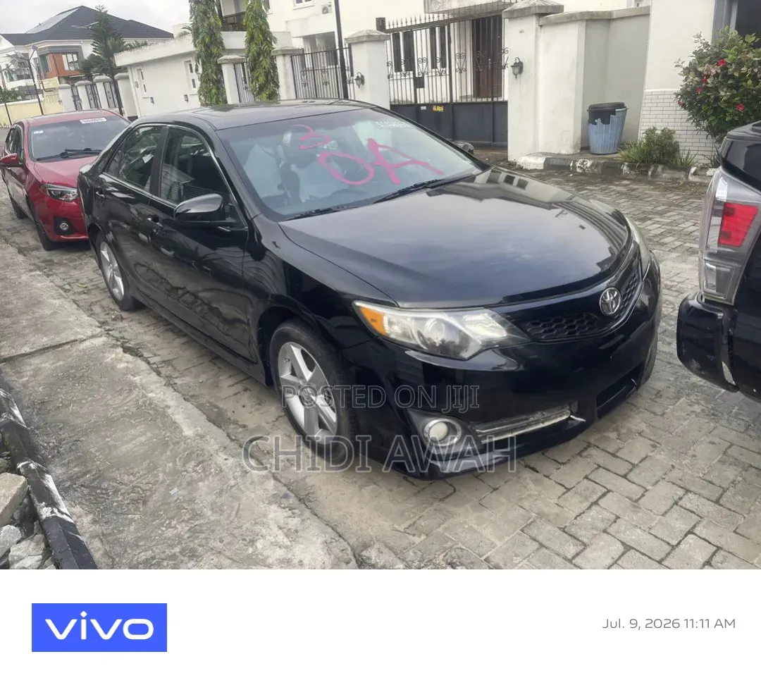 Toyota Camry SE 4dr Sedan (2.5L 4cyl 6A) 2014 Black