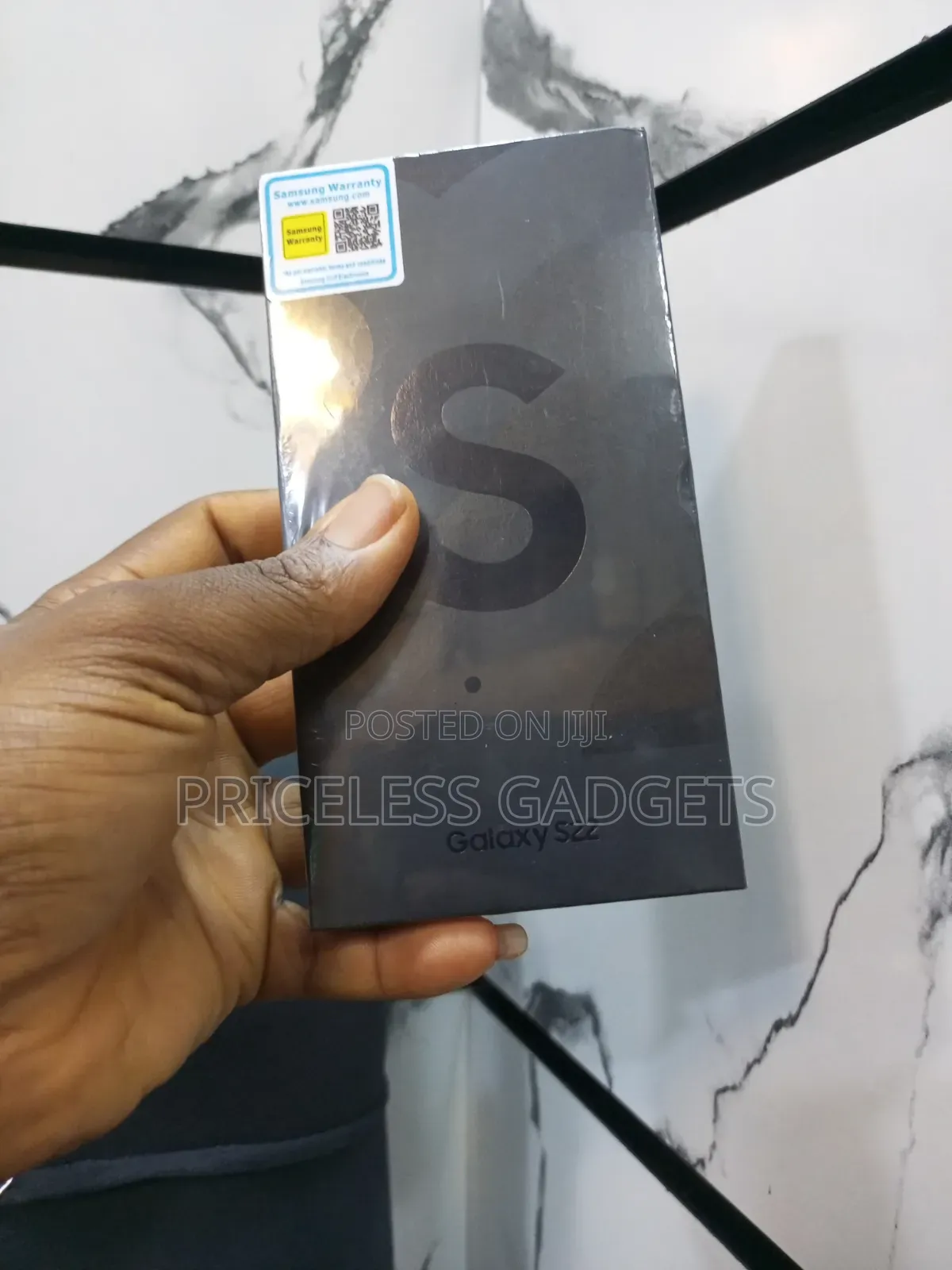 New Samsung Galaxy S22 5G 128 GB Black