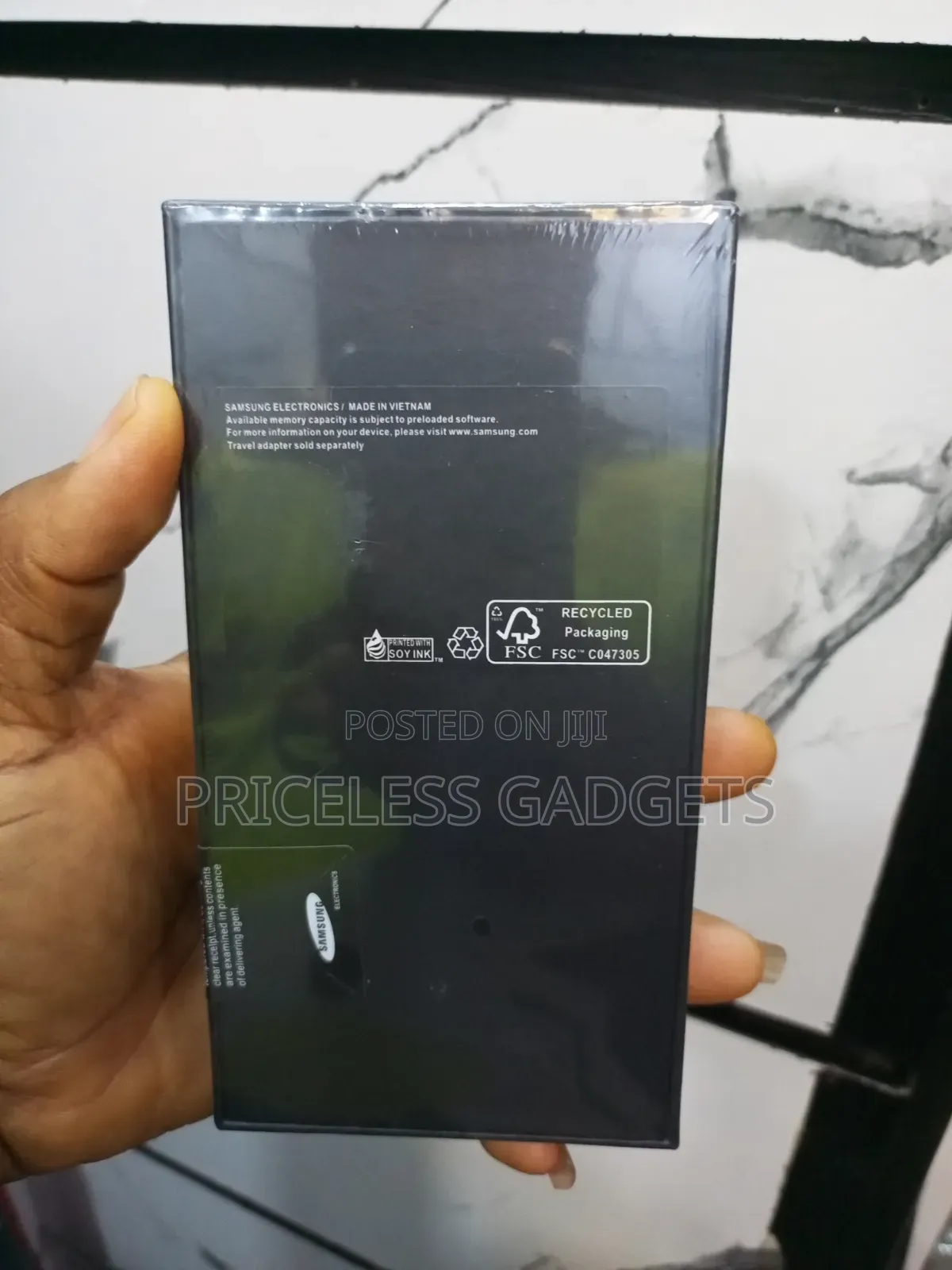 New Samsung Galaxy S22 5G 128 GB Black
