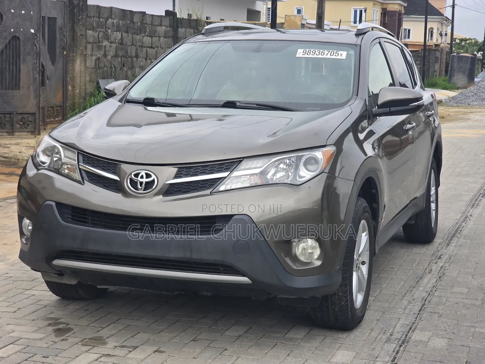 Toyota RAV4 2014 Gold