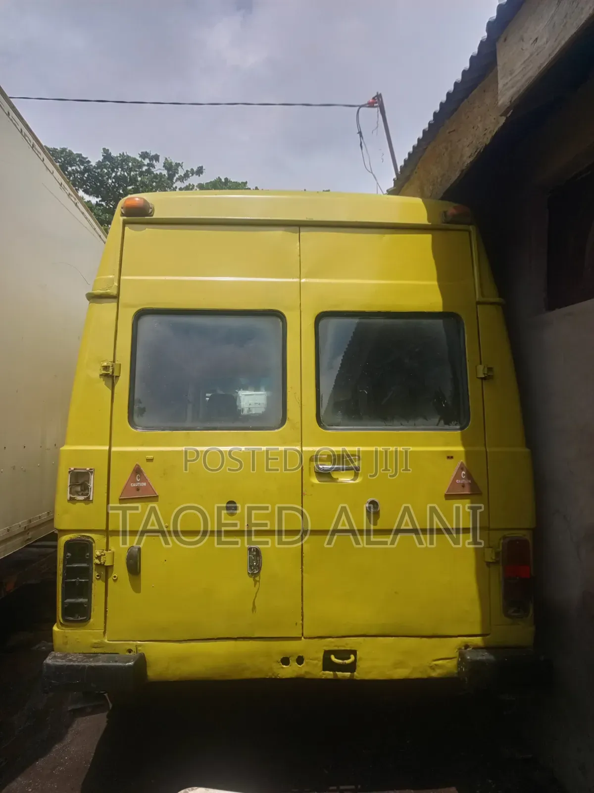 Volkswagen LT 1999 Yellow