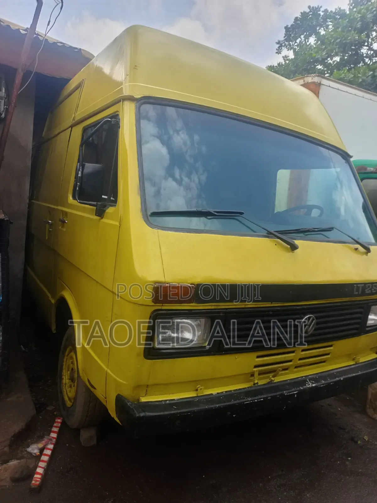 Volkswagen LT 1999 Yellow