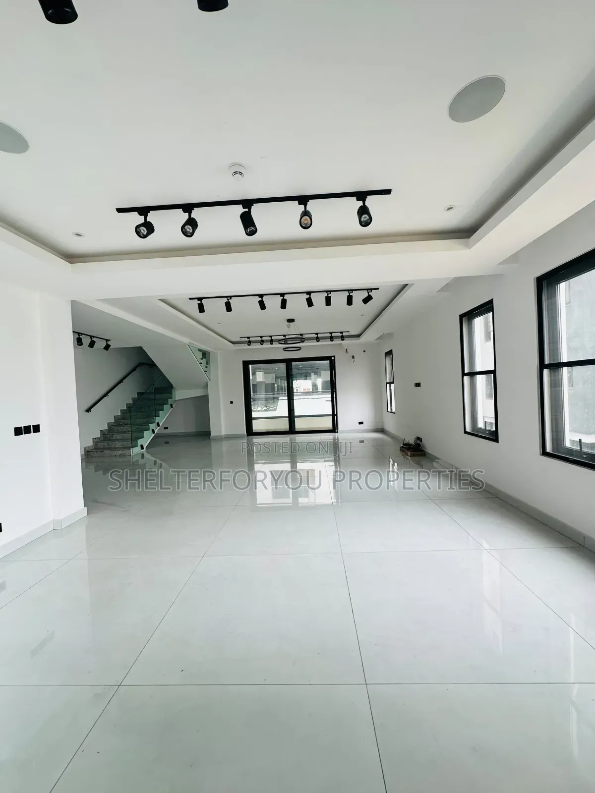 4bdrm Maisonette in Ikoyi S.W for sale