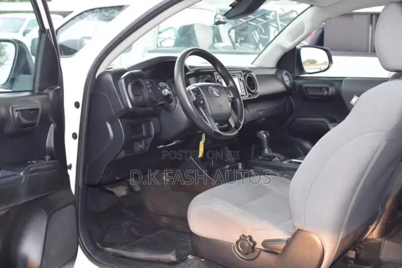 Toyota Tacoma Limited 2019 White