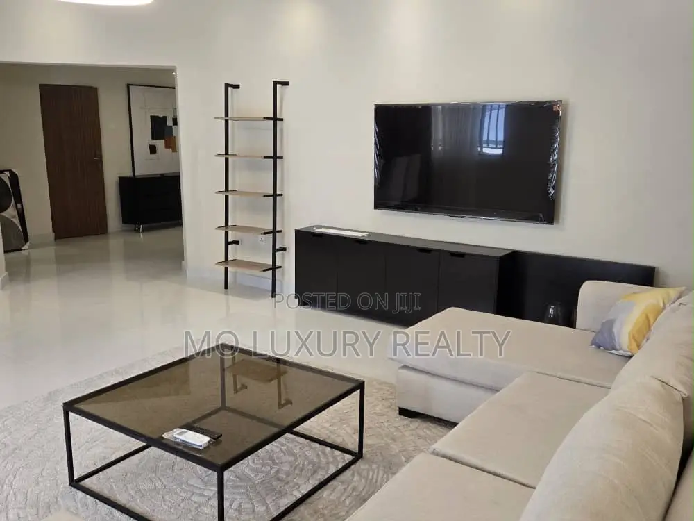 3bdrm Apartment in Victoria Island for rent