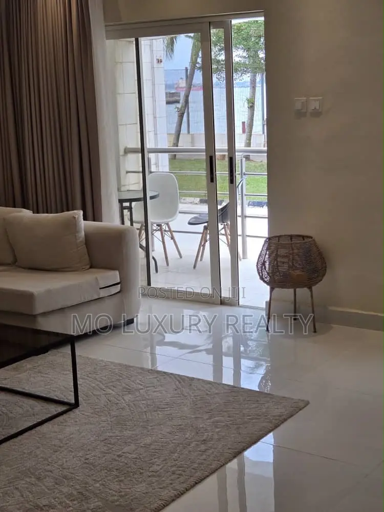3bdrm Apartment in Victoria Island for rent