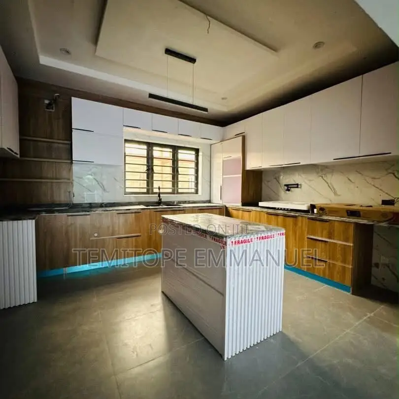 Furnished 4bdrm Duplex in Ogudu GRA for sale