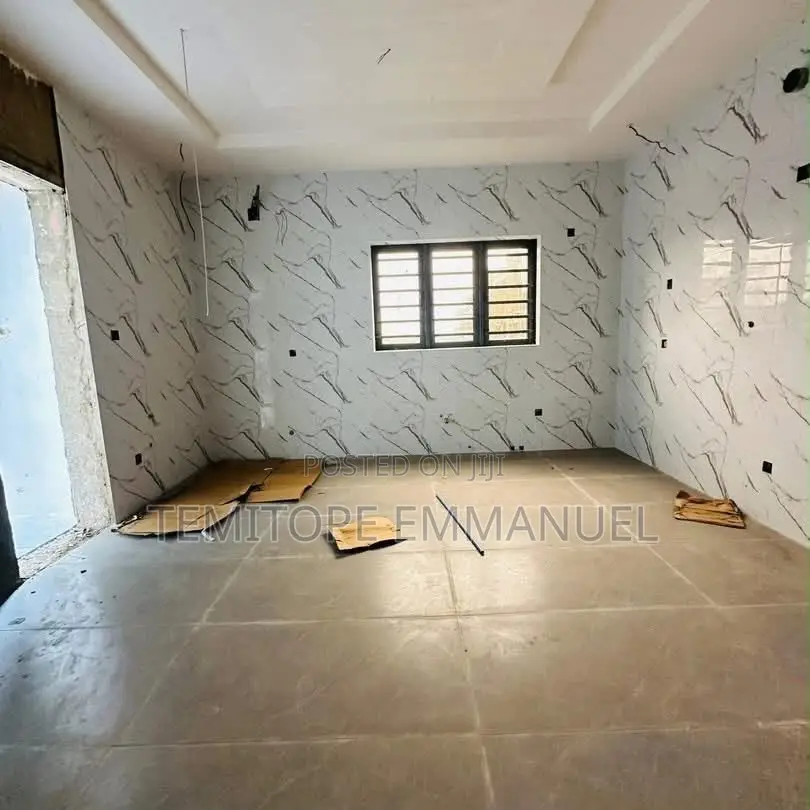 Furnished 4bdrm Duplex in Ogudu GRA for sale