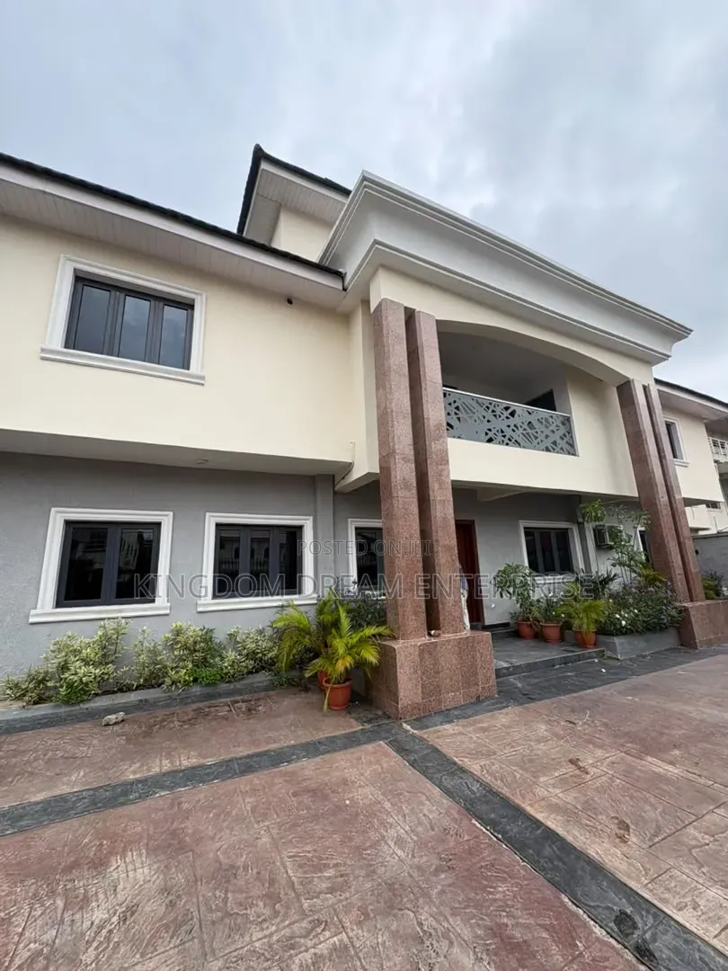 5bdrm House in Parkview Estate for rent