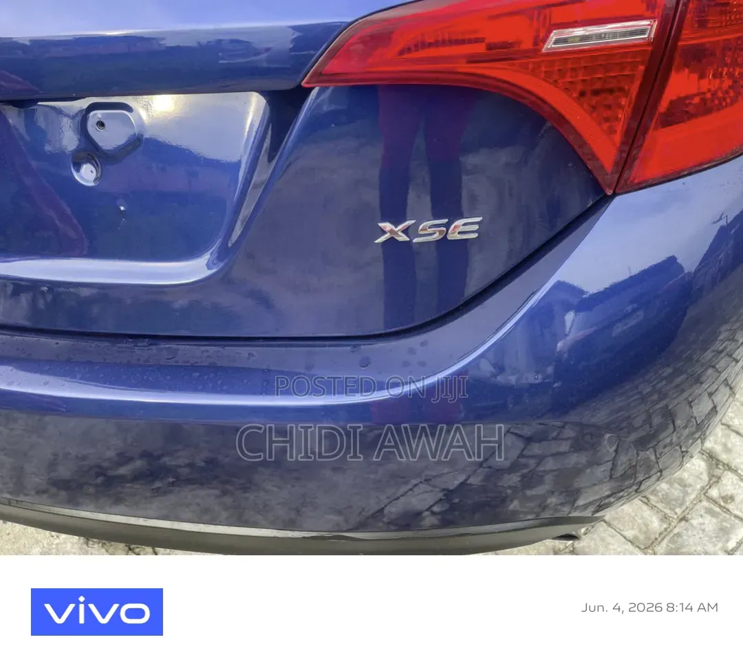 Toyota Corolla XSE 4dr Sedan (1.8L 4cyl CVT) 2017 Blue