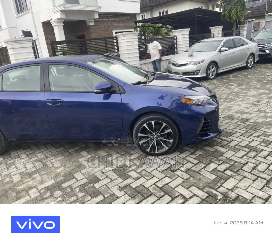 Toyota Corolla XSE 4dr Sedan (1.8L 4cyl CVT) 2017 Blue