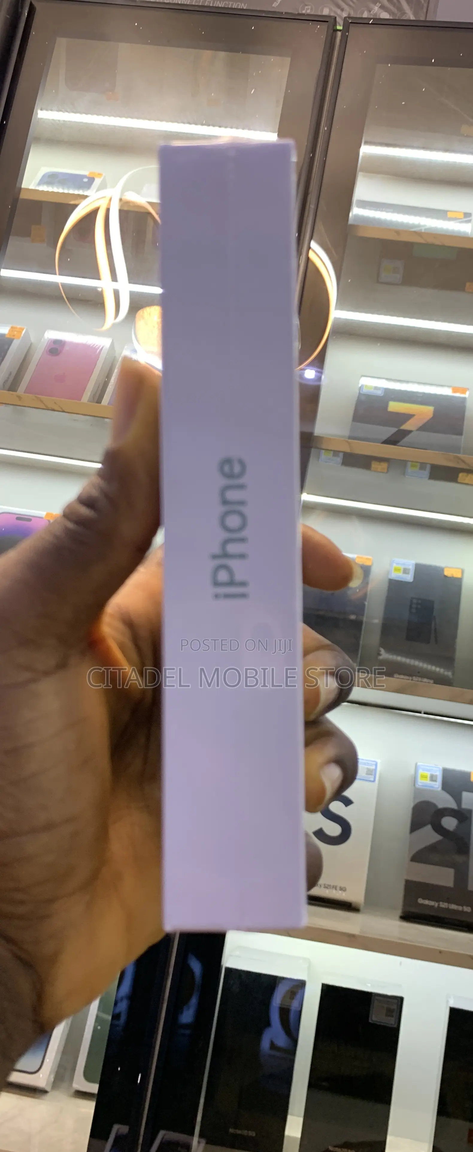 New Apple iPhone 13 128 GB Green