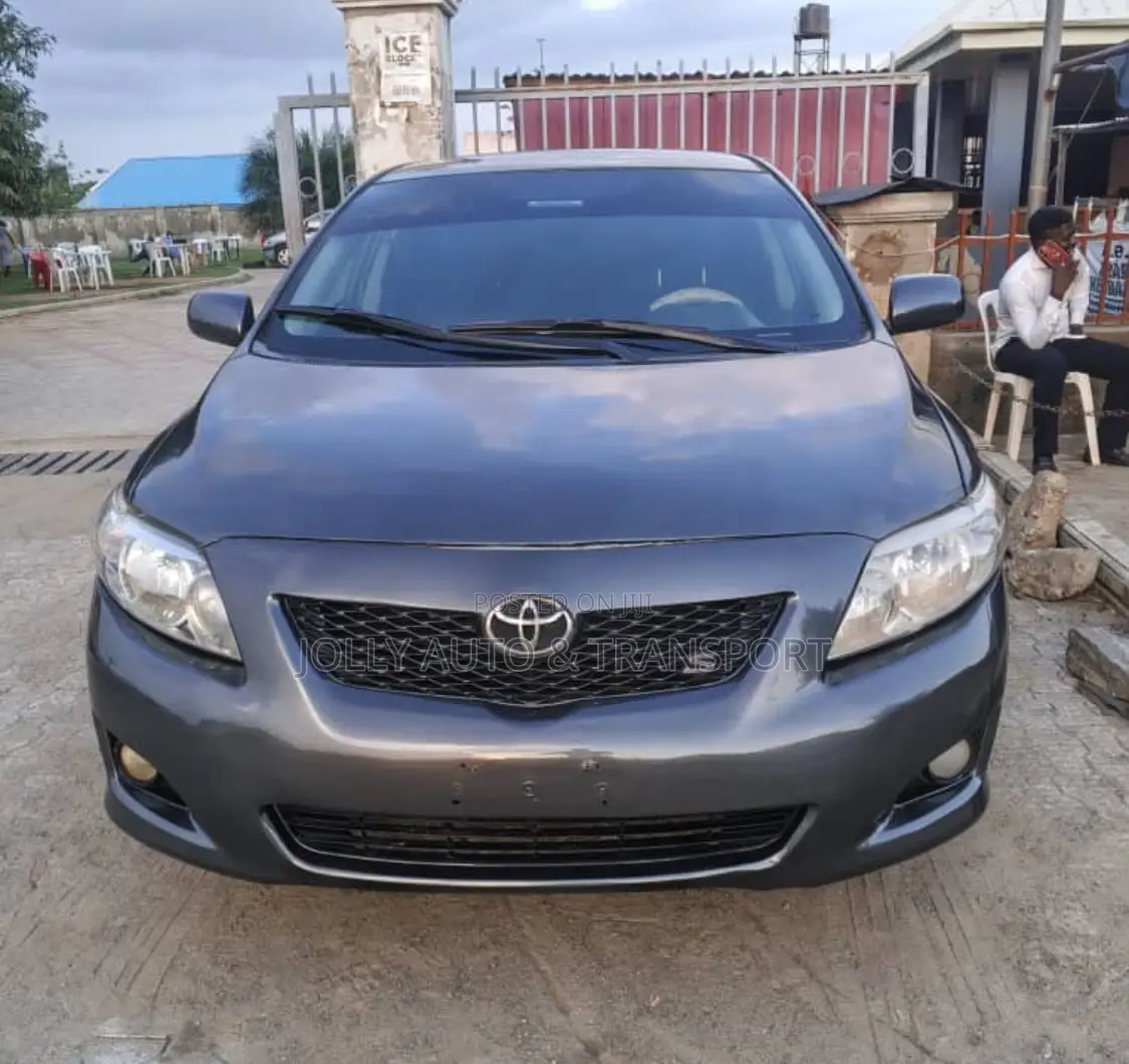 Toyota Corolla S 4dr Sedan (1.8L 4cyl 4A) 2010 Gray