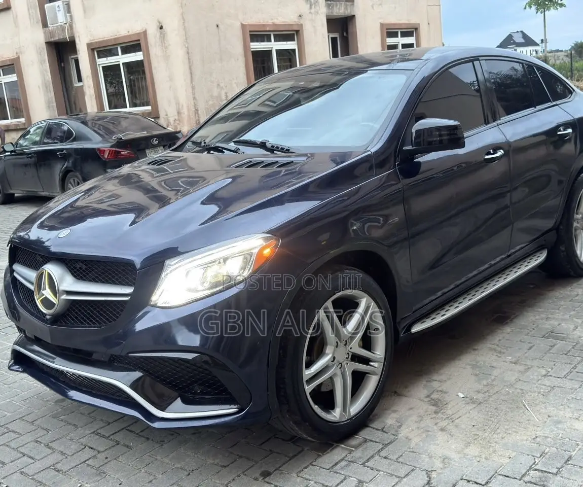 Mercedes-Benz GLE-Class 2016 Blue