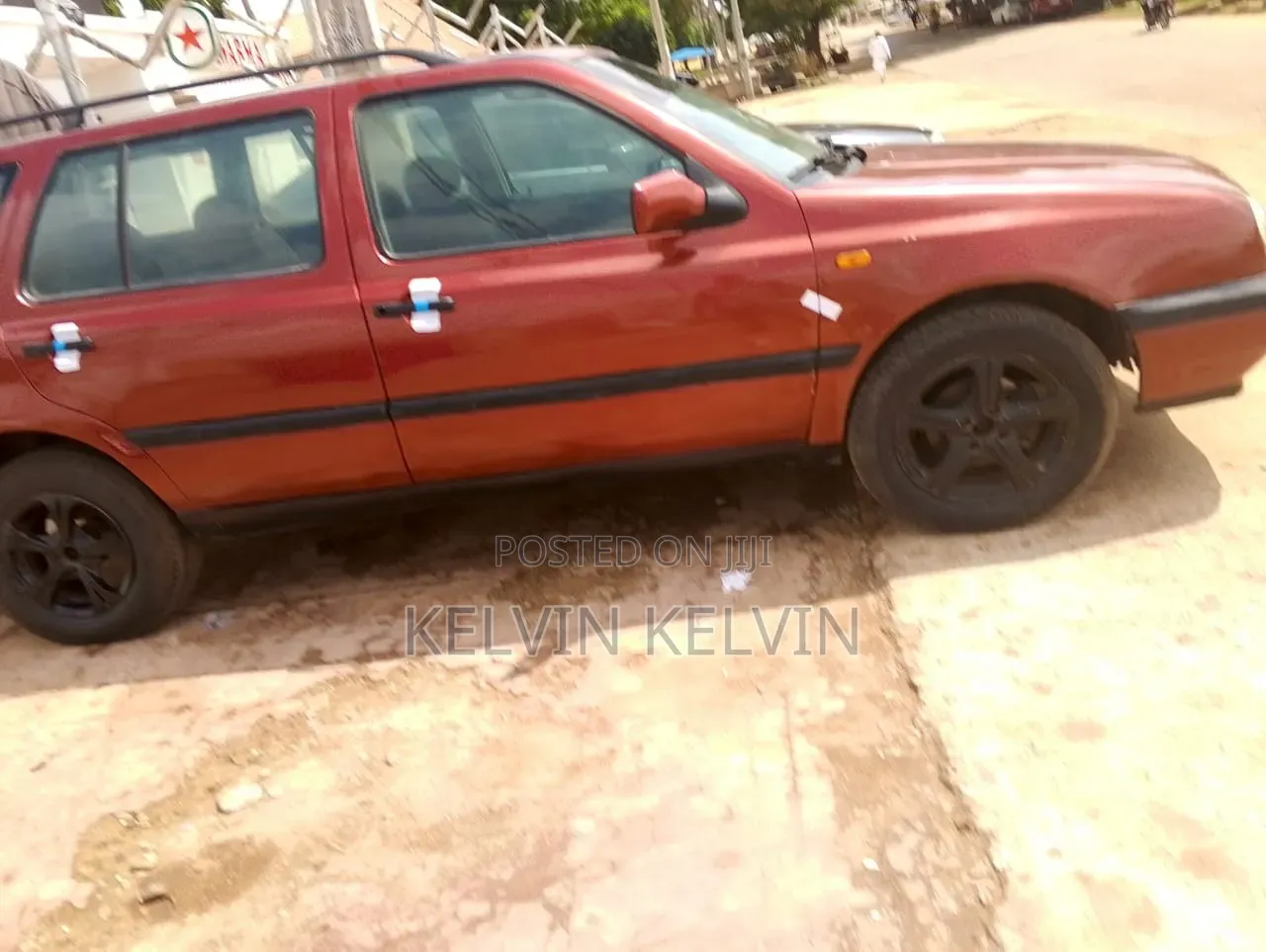 Volkswagen Golf 2002 Red