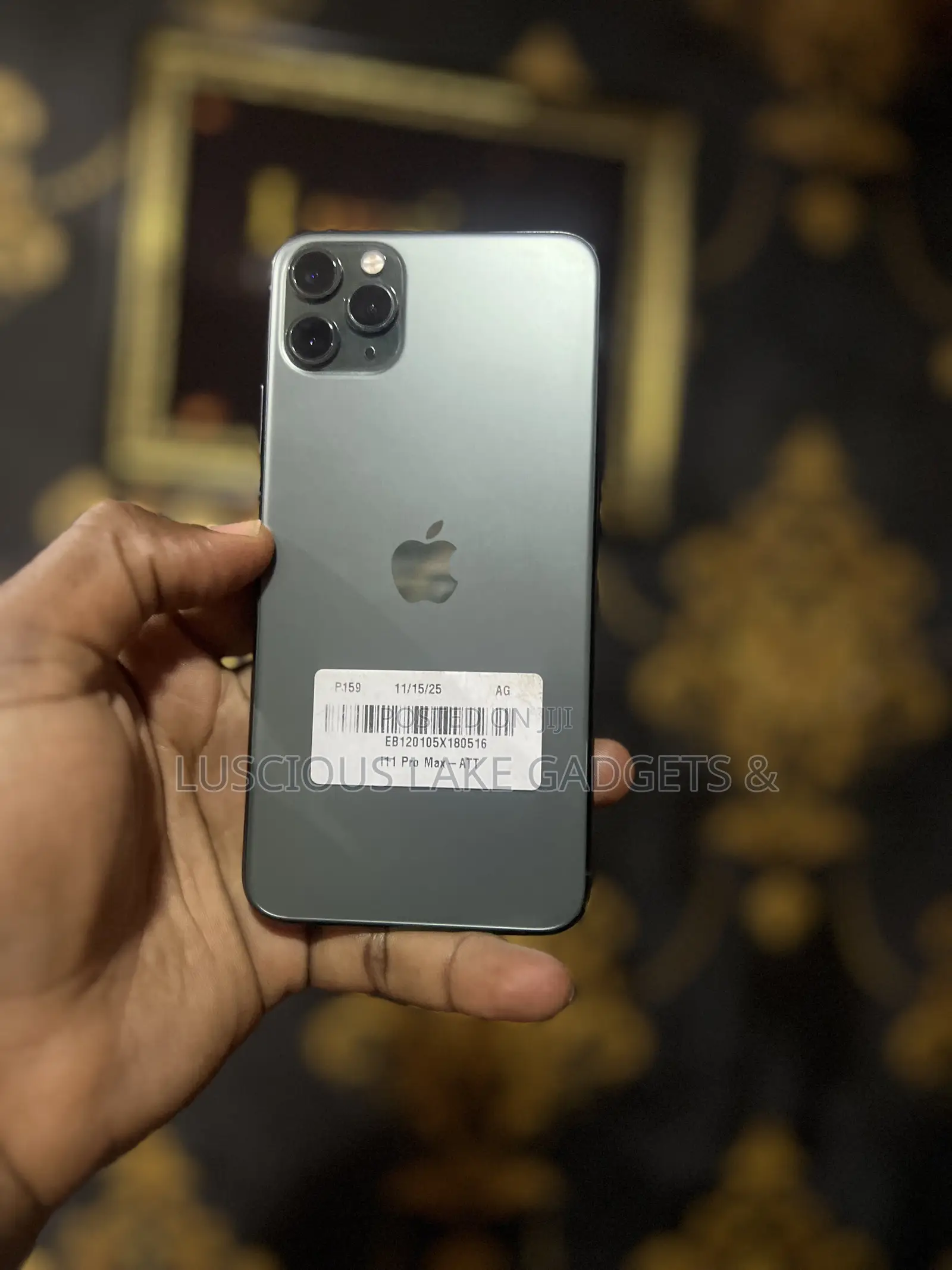 Apple iPhone 11 Pro Max 64 GB Green