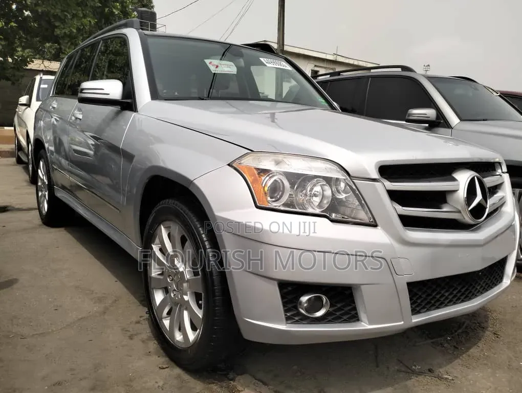 Mercedes-Benz GLK-Class 350 4MATIC 2010 Silver