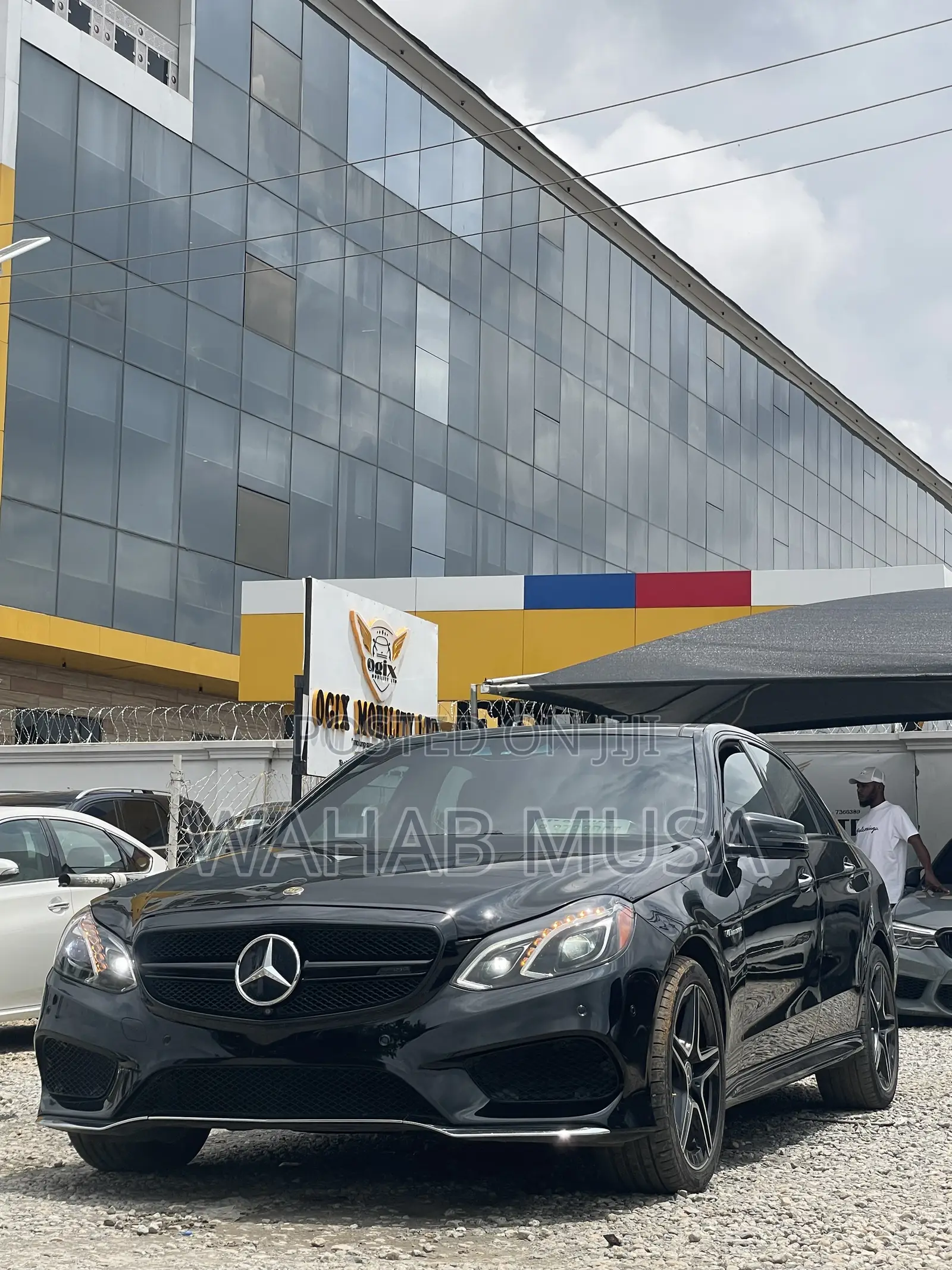 Mercedes-Benz E400 2016 Black