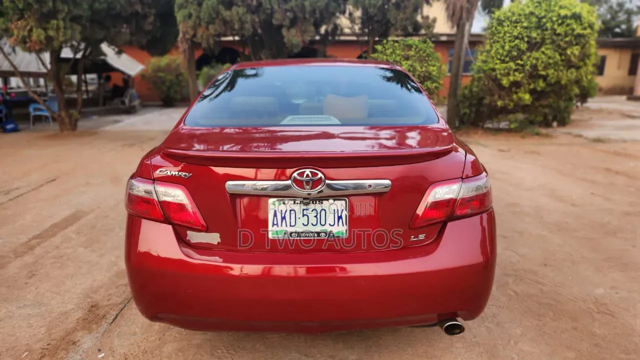 Toyota Camry LE 4dr Sedan (2.4L 4cyl 5A) 2009 Red