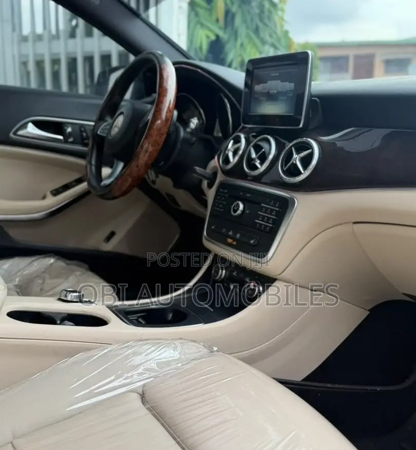 Mercedes-Benz CLA-Class CLA 250 4MATIC Sedan 2016 White