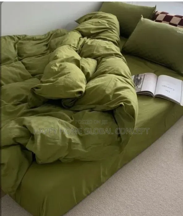 7 by 7 Plain Duvet Set