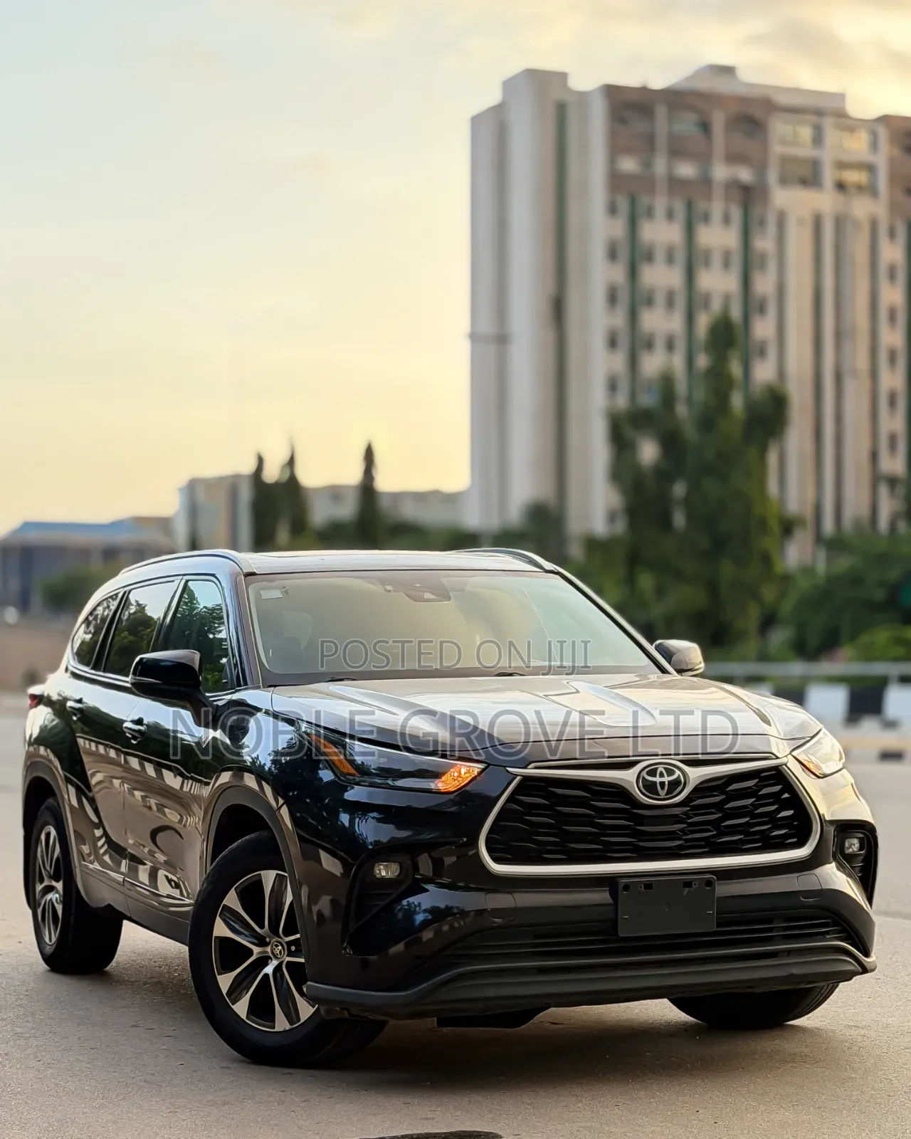 Toyota Highlander 2022 Black