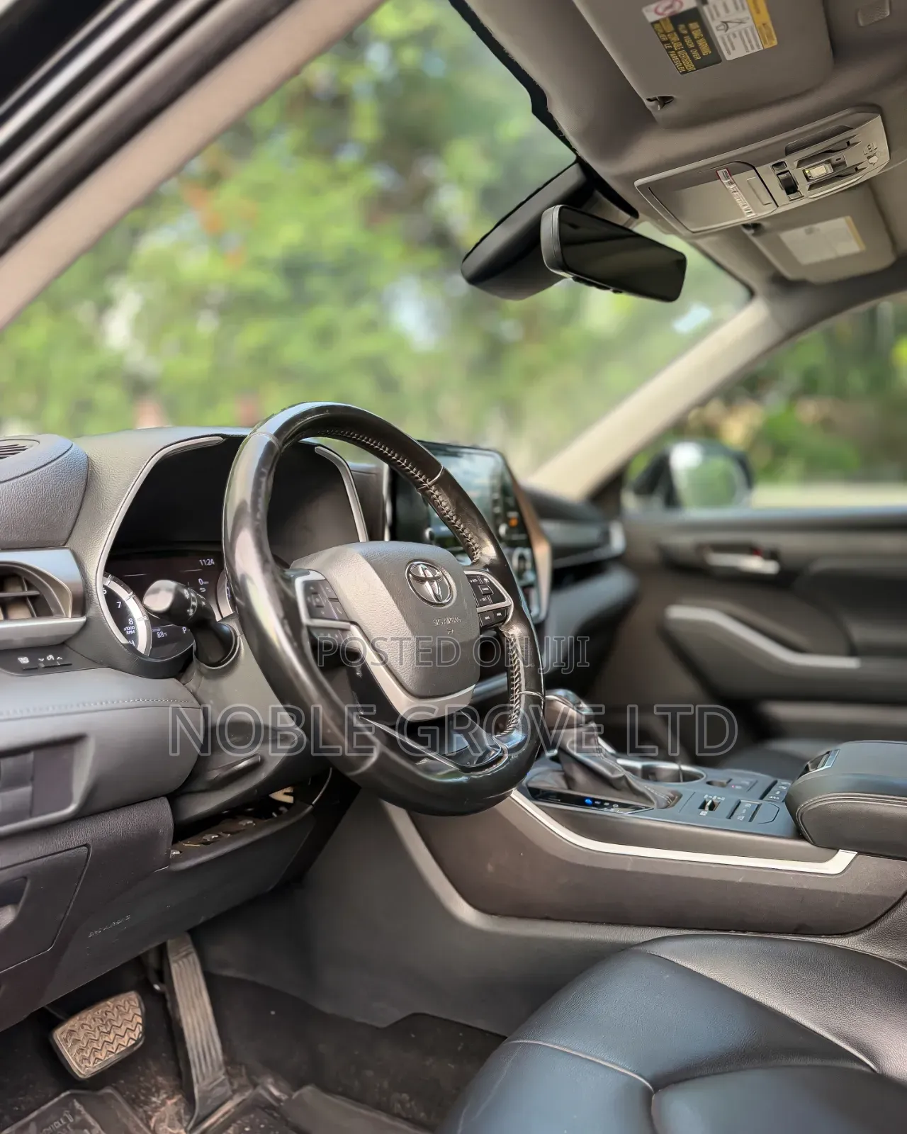 Toyota Highlander 2022 Black