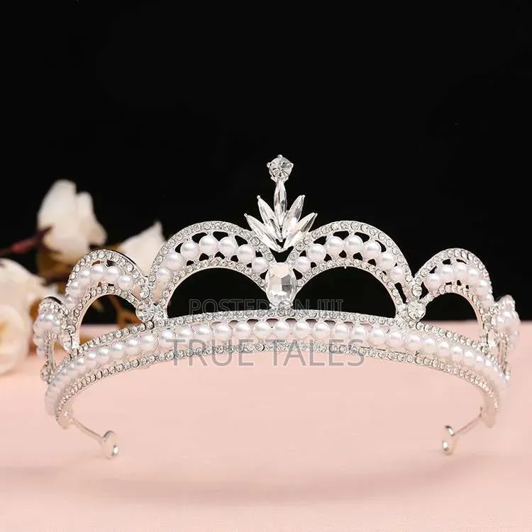 Exquisite Tiara Crowns