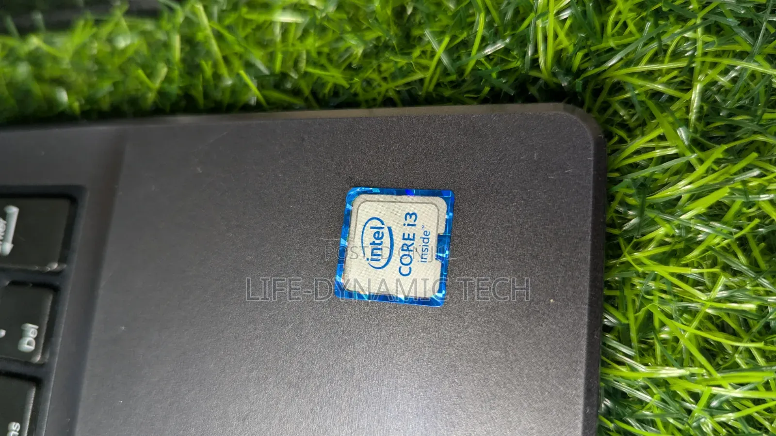 Laptop Clevo 8GB Intel Core i3 SSD 128GB