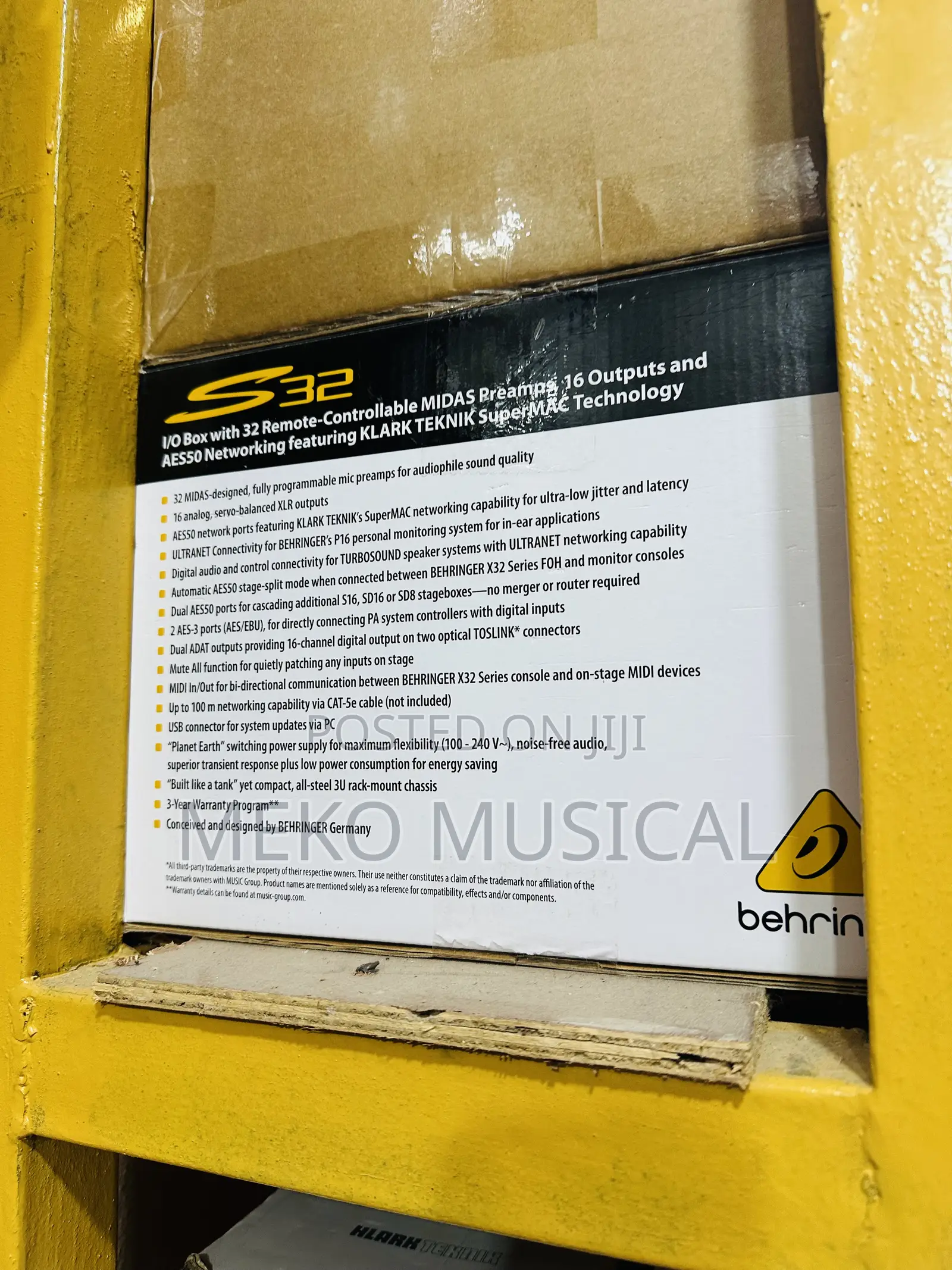 S32 Stage Box