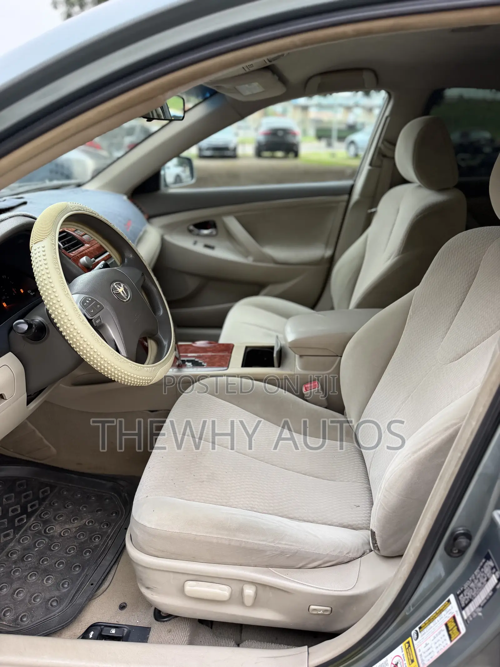 Toyota Camry LE 4dr Sedan (2.5L 4cyl 6AM) 2010 Green