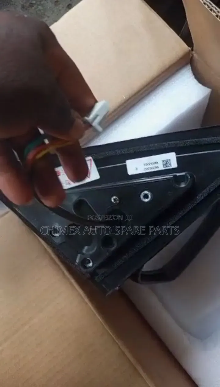 Automatic Side Mirror for Mitsubishi Pajero New Model