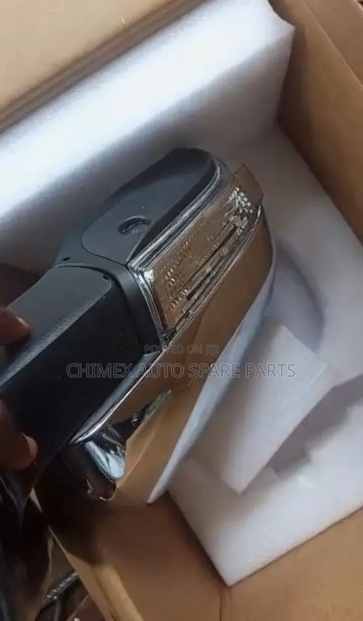 Automatic Side Mirror for Mitsubishi Pajero New Model