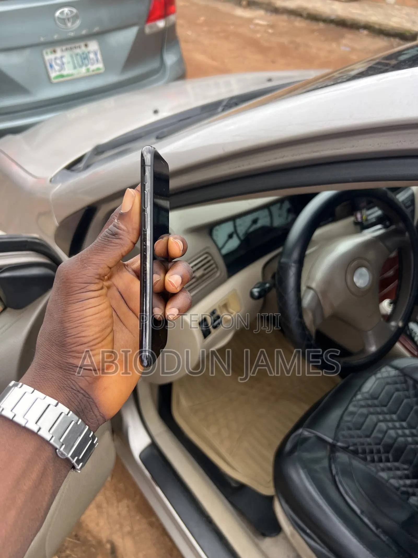 Apple iPhone X 64 GB Black
