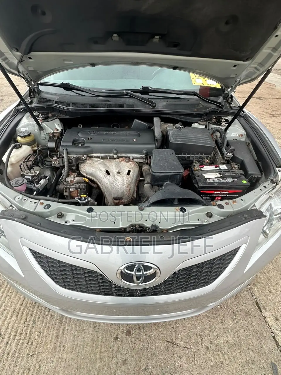Toyota Camry SE 4dr Sedan (2.4L 4cyl 5A) 2007