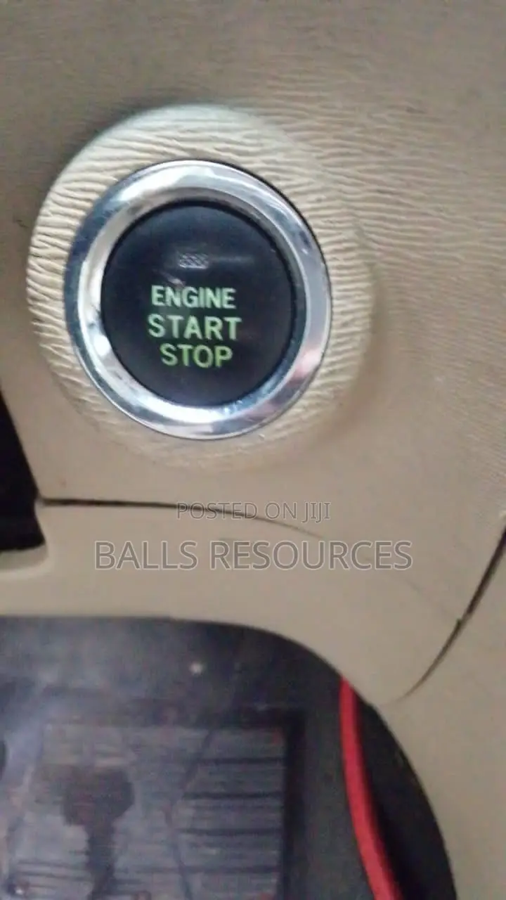 Toyota Venza AWD 2010 White