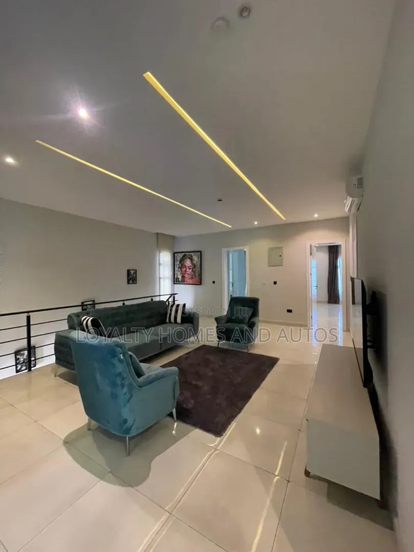 5bdrm Duplex in Lekki Phase 1 for sale