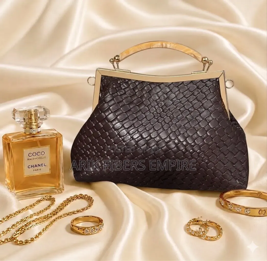 Super Clutch Bag