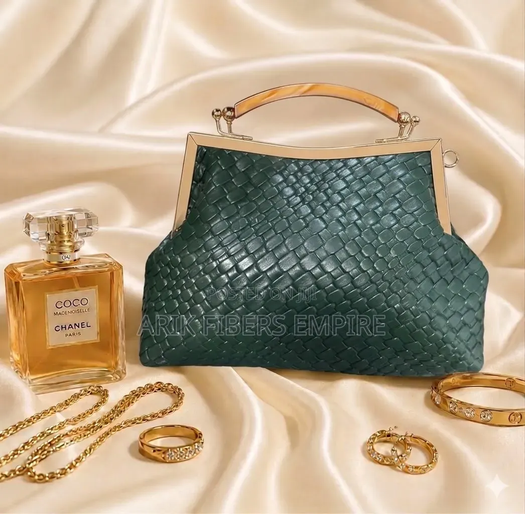 Super Clutch Bag