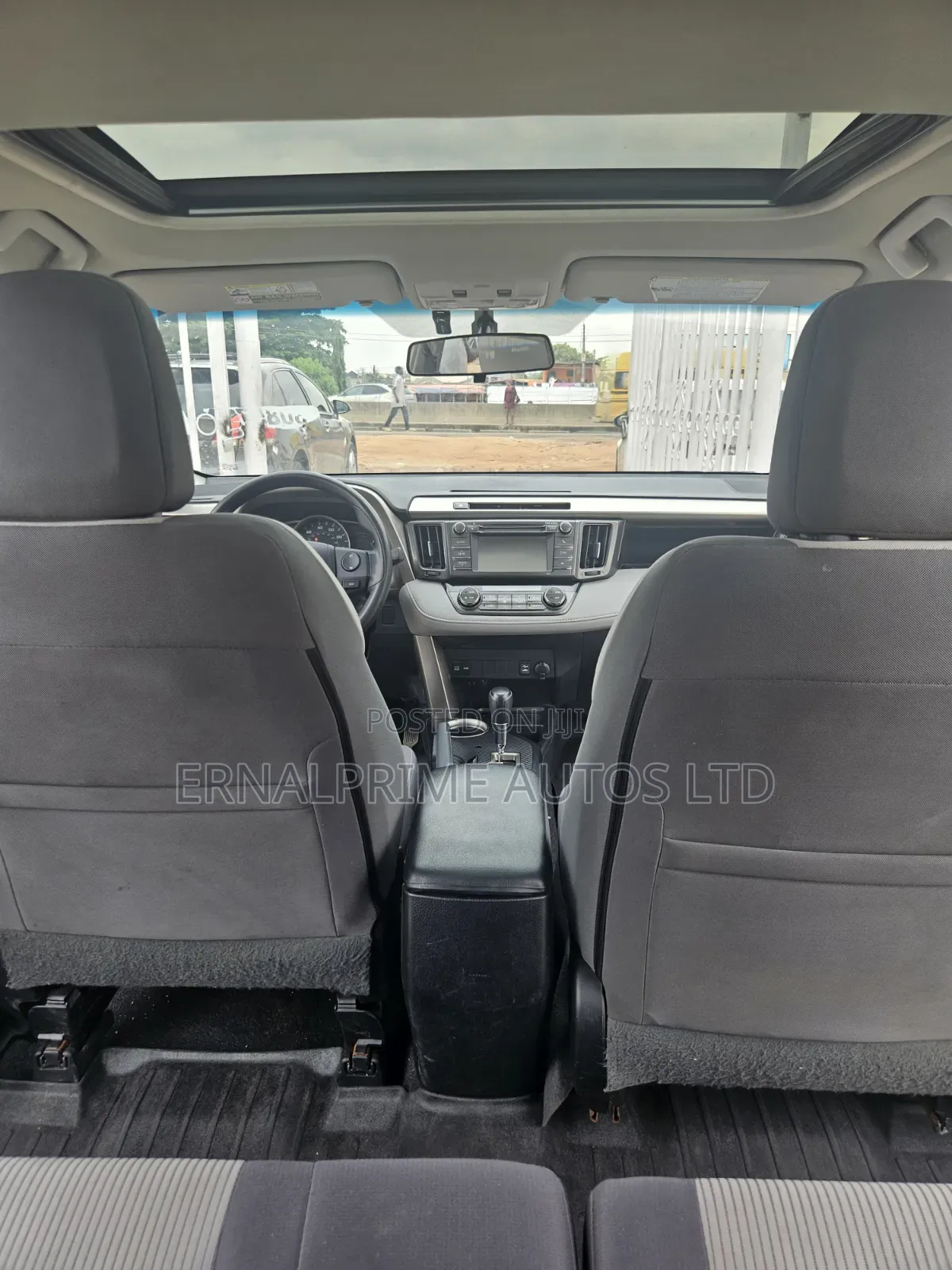 Toyota RAV4 Limited 4dr SUV AWD (2.5L 4cyl 6A) 2014 Silver