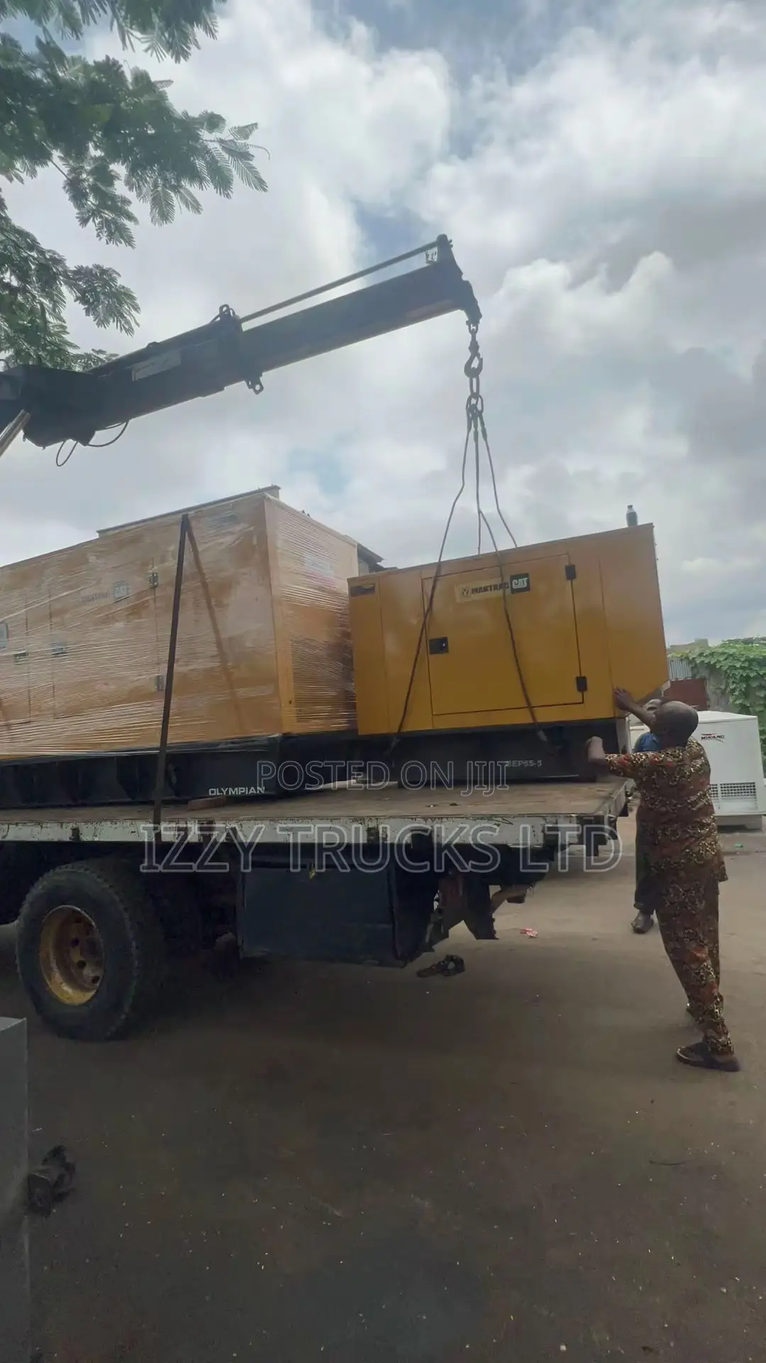 Crane Truck Available For Rental