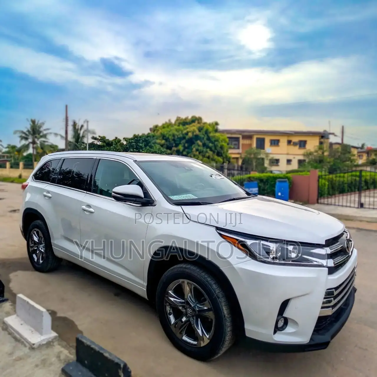 Toyota Highlander Limited Platinum 2019 White