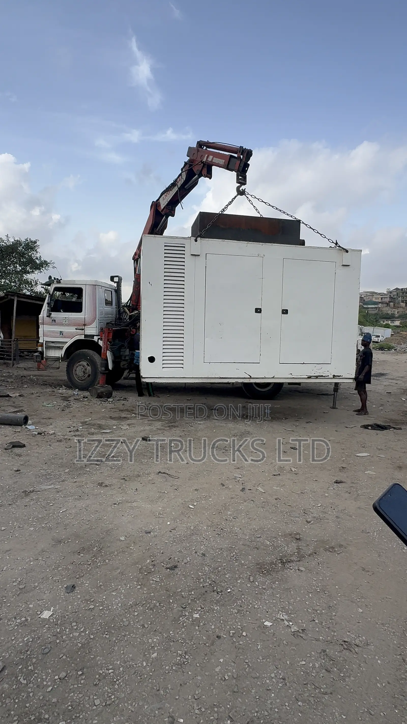 Crane Truck Available for Rental