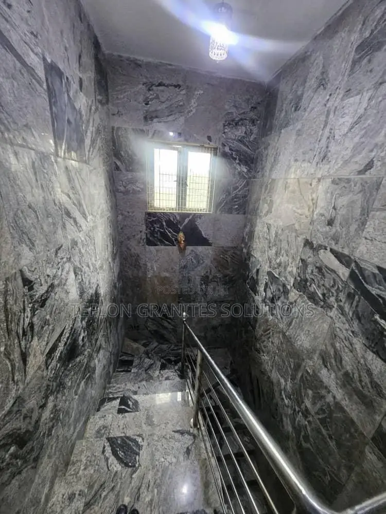 16bdrm Duplex in 7Th Avenue, Gwarinpa for sale