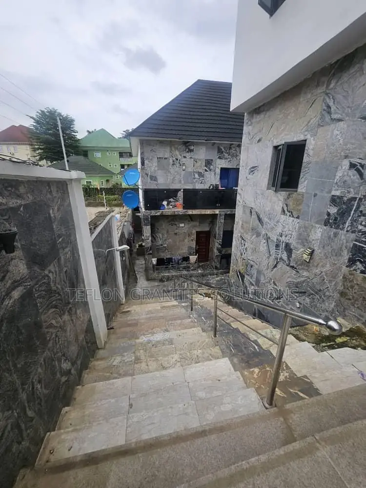 16bdrm Duplex in 7Th Avenue, Gwarinpa for sale