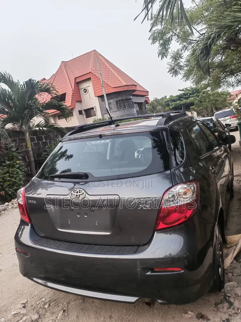 Toyota Matrix 2010 Black